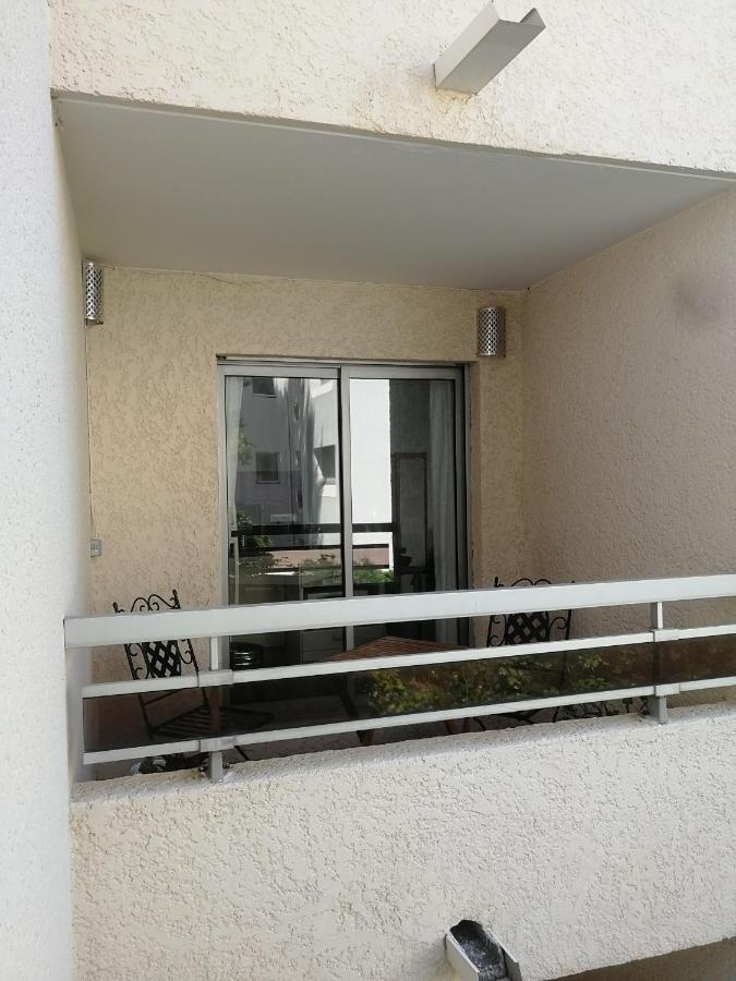 Studio Climatise Dans Residence Avec Piscine Et Tennis Hyères Exterior foto
